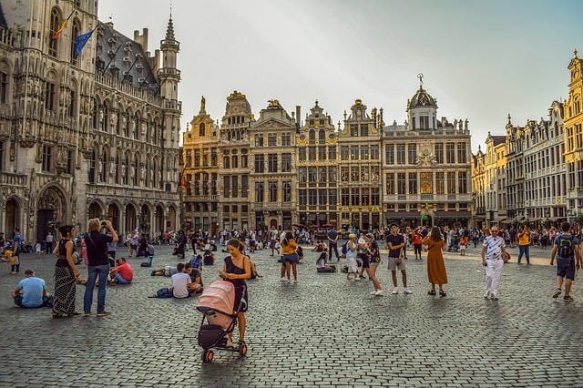 How these five cities are reclaiming public spaces from cars 2 How these five cities are reclaiming public spaces from cars 2