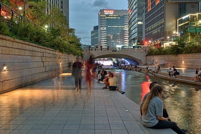 How these five cities are reclaiming public spaces from cars 4 How these five cities are reclaiming public spaces from cars 4